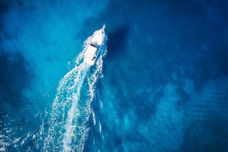 Hyères Yachting, spécialiste de pièces détachées et bateaux d'occasion à Toulon, Var