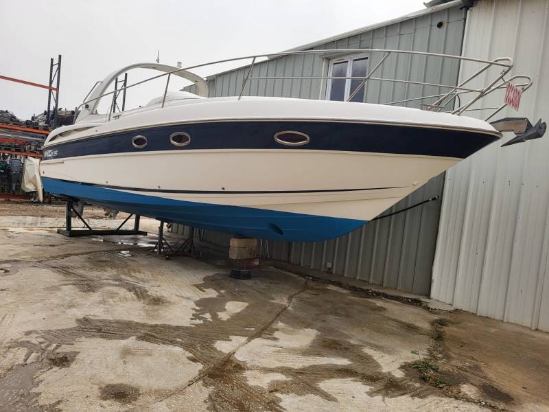 Bateau à moteur à coque à vendre d'occasion à toulon Var 